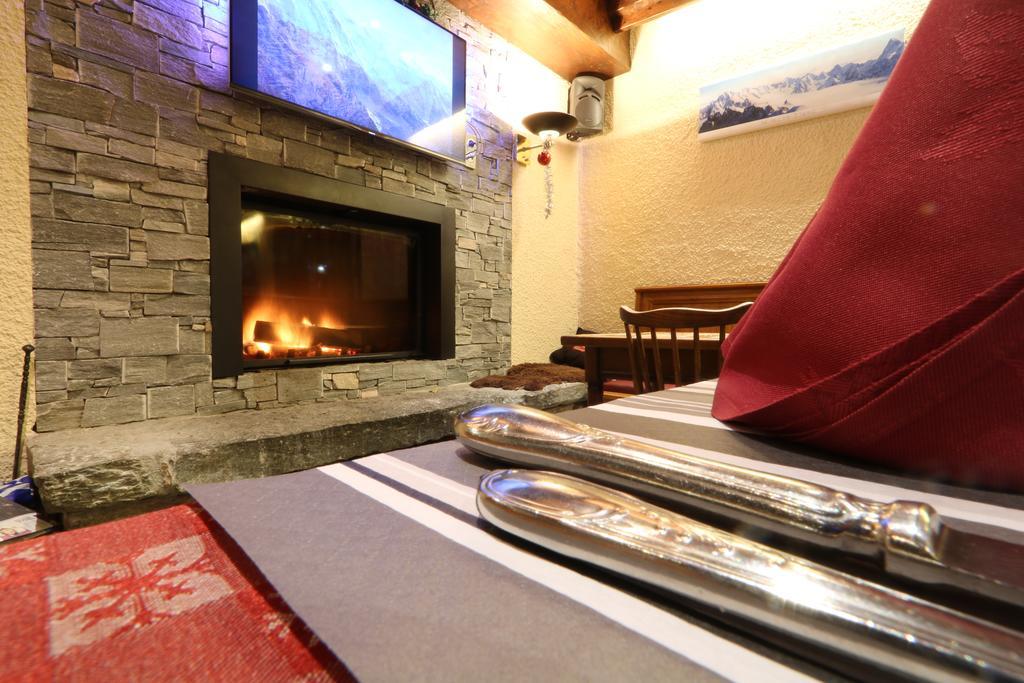 Chris-Tal Hotel Les Houches Exterior photo
