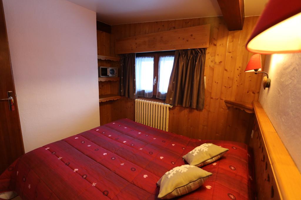 Chris-Tal Hotel Les Houches Exterior photo