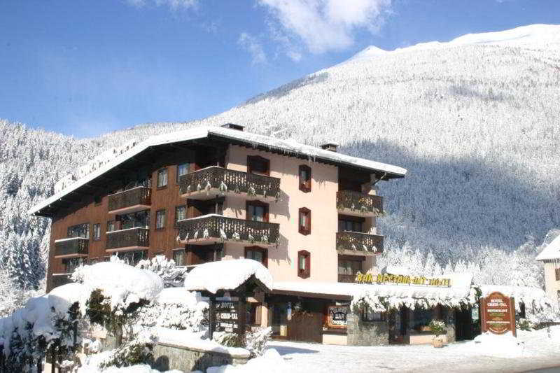 Chris-Tal Hotel Les Houches Exterior photo