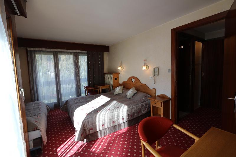 Chris-Tal Hotel Les Houches Exterior photo